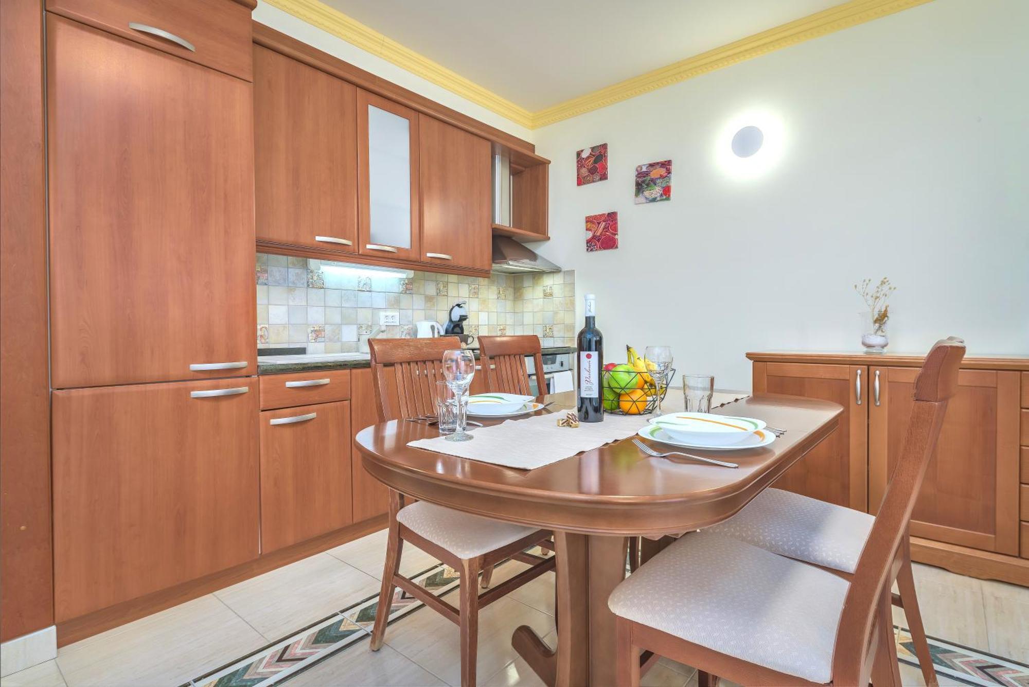 Apartment Apartmani Heta Alagic II *